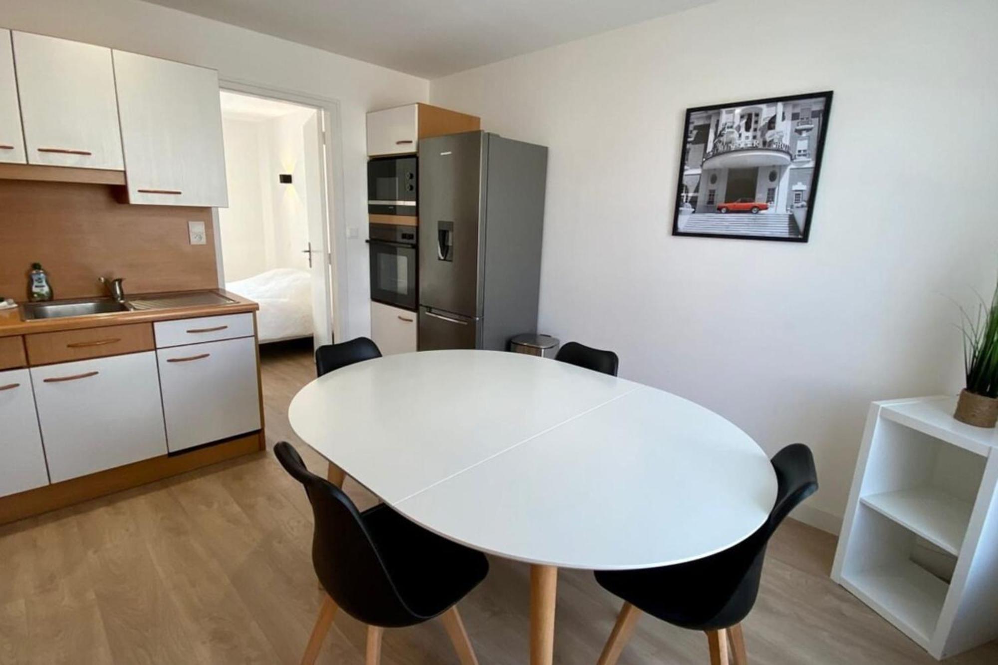 2-Bedroom Apartment For 4 People Near The Beach Мерлімон-Плаж Екстер'єр фото